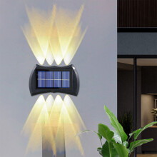 Lampes solaires LED CELNNCOE pour porche, projecteurs paysagers, éclairage extérieur sans fil à énergie solaire pour cour, allée, jardin,