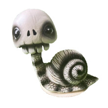 Estátua em miniatura de caracol com crânio da SUSUchens, escultura de esqueleto de terror gótico, ornamento para decoração de Halloween,
