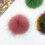 Pompons de pele sintética de 5 polegadas de diâmetro com botão de pressão para gorros de tricô (rosa) 5