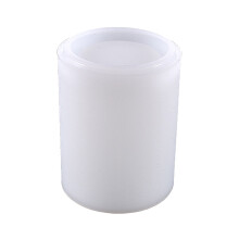 Molde para porta-canetas em silicone elástico e resistente a rasgos, prático e antiaderente, para uso escolar.