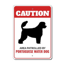 Patruljert av portugisisk vannhund Forsiktig Metallskilt Veggdekor Vær forsiktig Advarsel Størrelse: 8x12 tommer