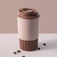 Gobelet isotherme octogonal simple en acier inoxydable pour garder l'eau chaude ou froide. Gobelet portable de qualité pour voiture.