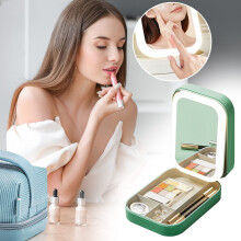 Miayilima Liquidación Adorno de escritorio Espejo de maquillaje *1 Cable de carga *1 Neceser con espejo LED verde