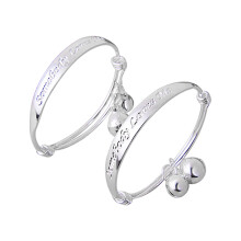 AYYUFE6Sets/12PCS Charmarmband met Dubbele Belletjes Sieraden Cadeaus Verzilverde Babyarmband met Engelse Letters voor Baby,