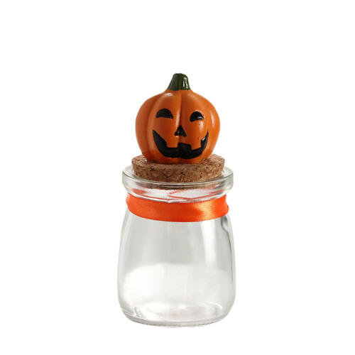 Διακόσμηση για το Halloween: Γυάλινο βάζο με καραμέλες σε σχήμα νυχτερίδας και