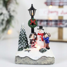 SUSHANG Statuette di casette per villaggio natalizio, set di scene in resina compatibili con espositori di pupazzi di neve, decorazioni leggere