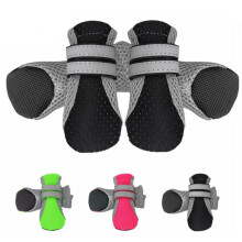 Botas reflectantes ligeras para perros Janrevotw, protectores de patas con suela antideslizante para perros pequeños y grandes.