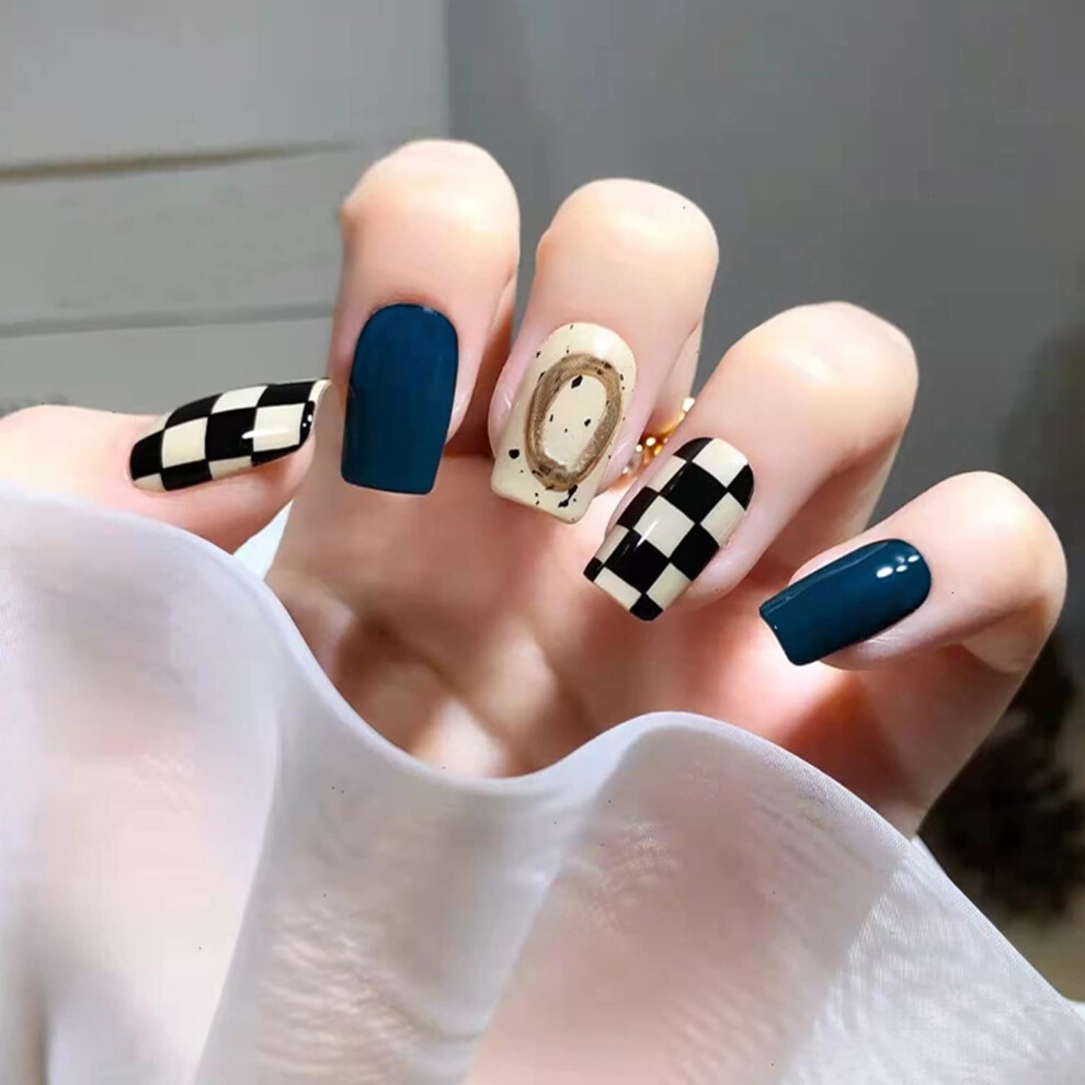 Square Short Press On Nails 24pcs Reusable Full Cover Fake Nails with Trendy Checkerboard Design