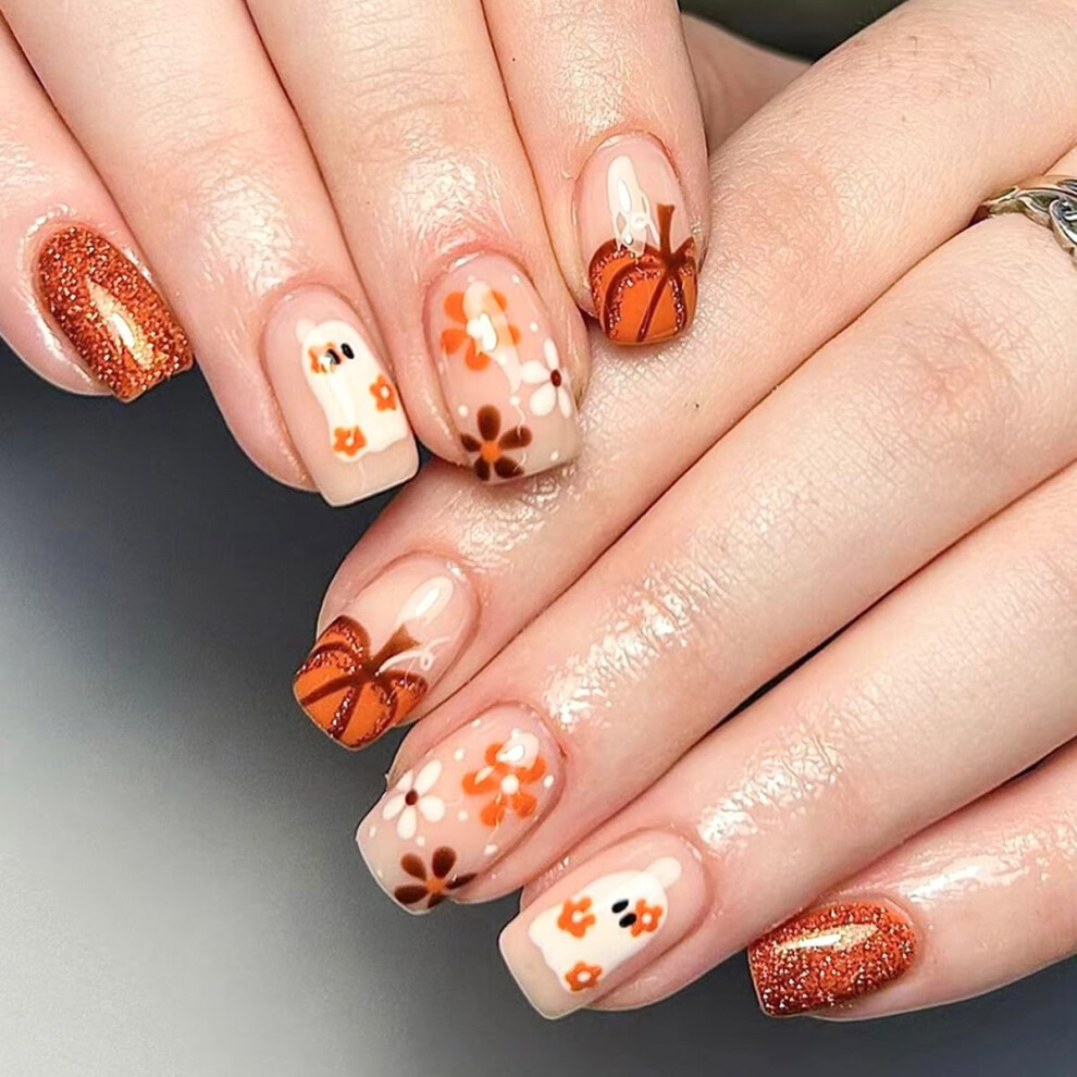 24PCS Halloween Short Square Press On Nails with Pumpkin Ghost Design, Glossy Glitter Full Cover Fake Nails for Women
