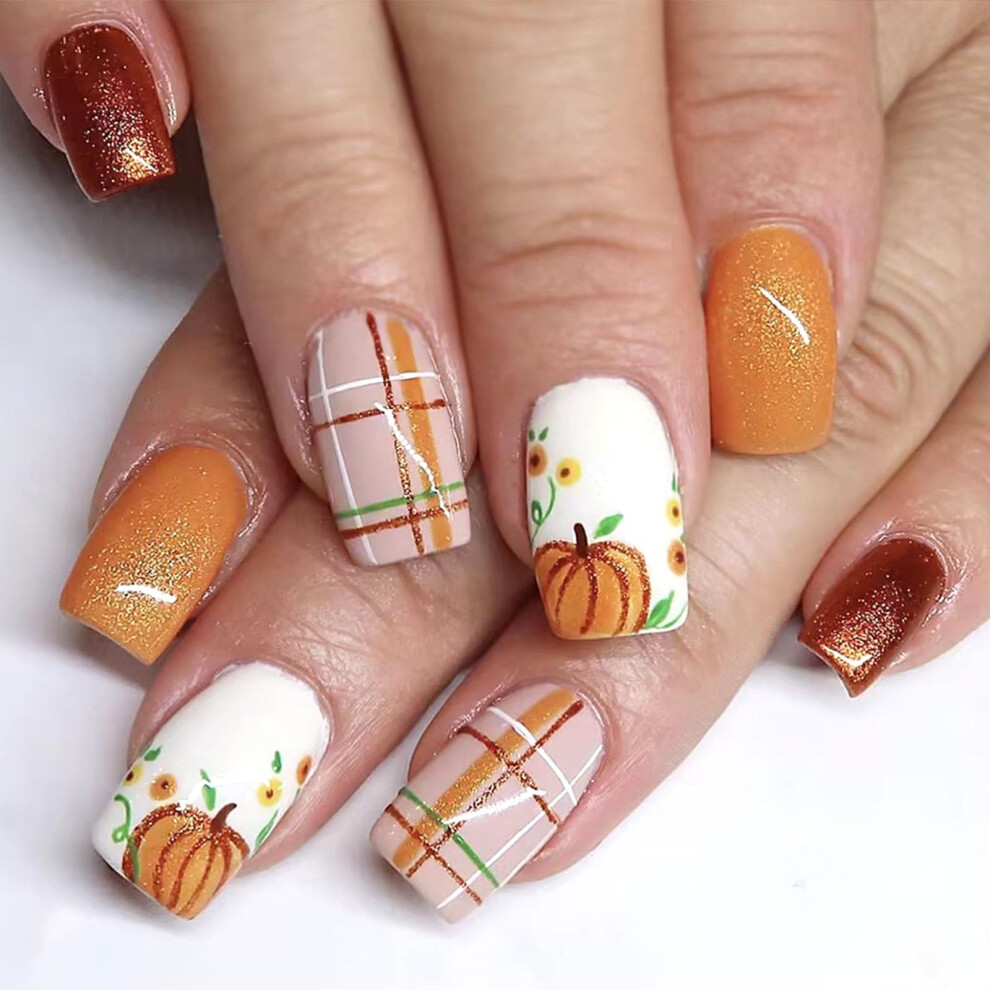 Medium Square Press On Nails with Glitter Pumpkin Design, Full Cover Fake Nails Kit, 24Pcs