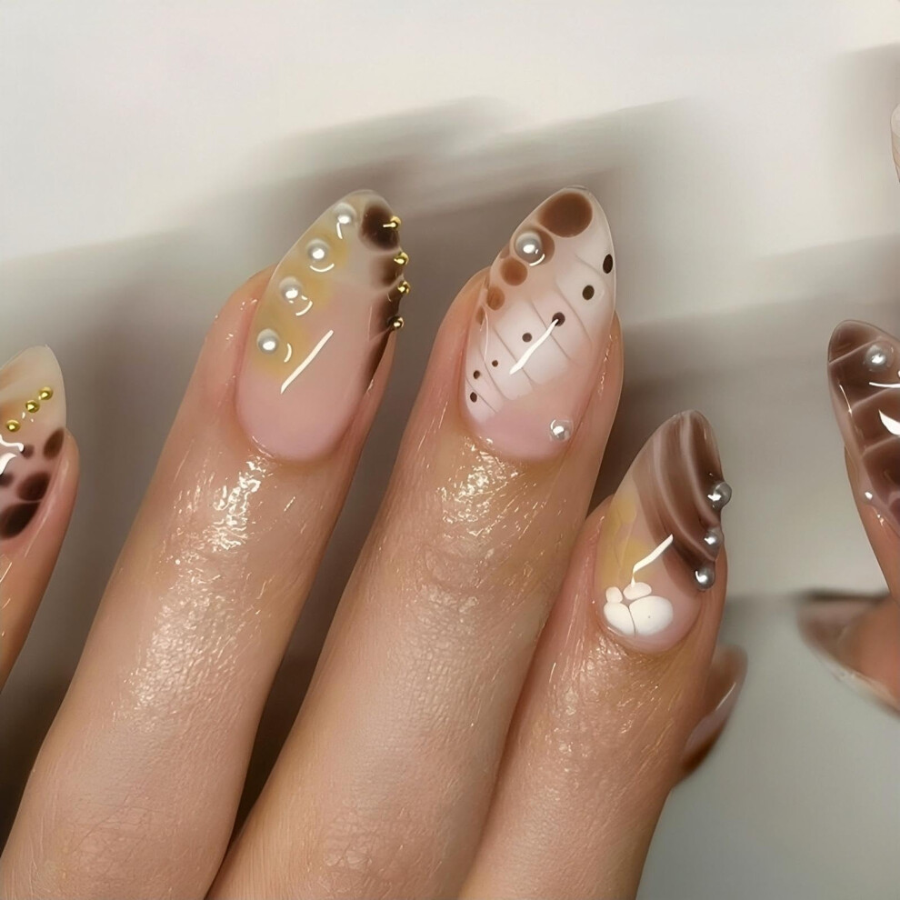 Medium Almond Press On Nails Set with Crocodile Stripe and Pearls, Glossy Full Cover False Nails 24pcs