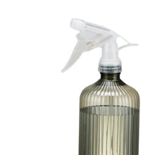 500ml Plastic Mist Spray Bottle with Leakproof Spiral Cover for Cleaning and Plants – Pink