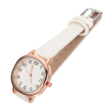 1Montre Féminine Quartz Bracelet PU Style Rétro Délicat Original