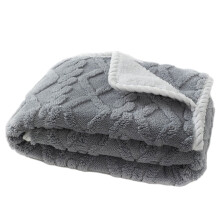 Manta impermeable para perros Zeceouar, manta para mascotas para perros y gatos grandes, reversible, lavable a máquina – ¡Ahorros de verano!