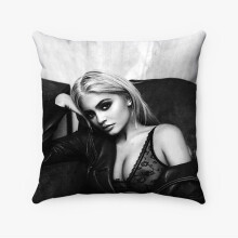 AIVO Capa de Almofada Personalizada Kylie Jenner em Poliéster Fiado Quadrada, Almofada Decorativa para Cama, Sofá, Decoração para Casa (polegadas)