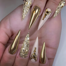 24er-Set extra langer Stiletto-Kunstnägel zum Aufkleben in Gold und Rosa mit funkelnden Strasssteinen – glänzendes Finish, perfekt für Frauen