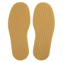 Reparatur von Schuhen mit Gummisohle in Khaki