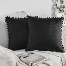 Phantoscope Silky Velvet Series decoratieve sierkussenhoezen met pompons, kussens voor bank of fauteuil, 50 x 50 cm, zwart, 2 stuks
