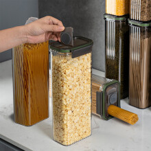 Recipientes transparentes e herméticos com tampas para armazenar cereais, ideais para organizar a cozinha e a despensa, perfeitos para grãos,