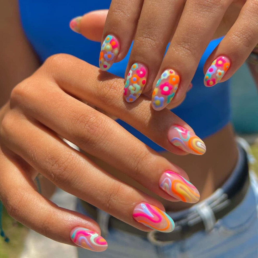 24PCS Almond Press On Nails with Glossy Floral Design, Short Reusable Fake Nails for Women