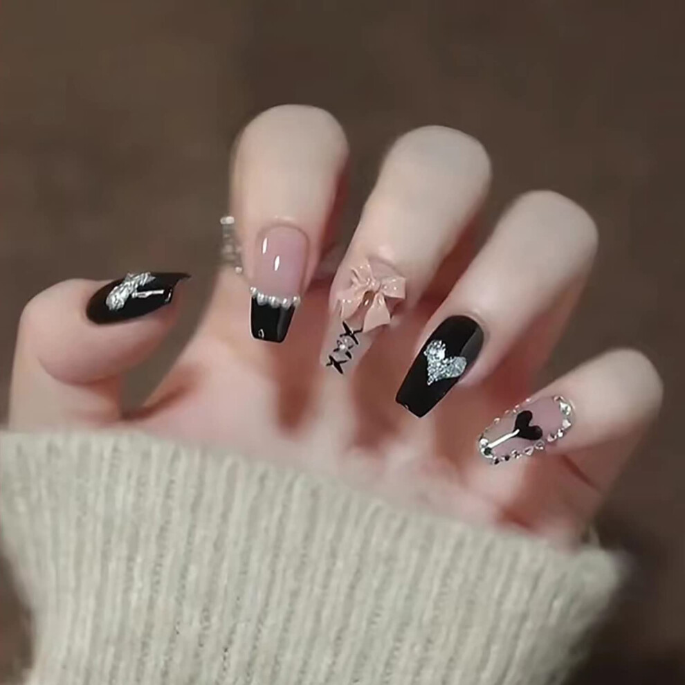 Valentine Press On Nails Set with Romantic Heart Design, 24pcs Short Square Acrylic False Nails