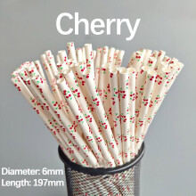 Canudo descartável de papel kraft com estampa de frutas de verão.
