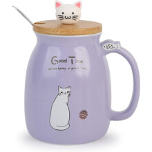Ontbijtmok als cadeau voor vrienden: Koffiemok met kattenprint en konijnenprint, theekopje met deksel en lepel, paars.