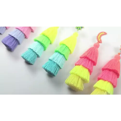 Brincos Boho Artesanais RSAMD com Pequenas Miçangas, Estrela e Lua, Macramê e Borla de Algodão - Verde 2