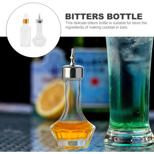 2 st flaskor med bitters, barverktyg, japanskt glas 2