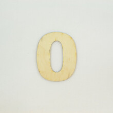 1 stuk, 5 inch x 1/8 inch houten cijfer 0 in het lettertype Arial. Geweldig voor knutselprojecten en diverse decoraties.