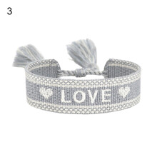 Dames wikkelarmbanden met kwastjes, prachtig handgeborduurd met letters, een armband voor vriendinnen