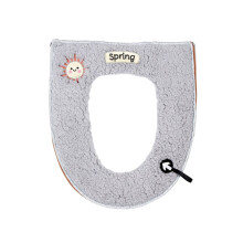 Winter toiletbrilset, geschikt voor langwerpige toiletbrillen, inclusief zachte pad met ritssluiting, kussen en handgreepmat.