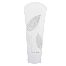Crème nettoyante visage enrichie en ingrédients thérapeutiques pour une hydratation supérieure et une exfoliation douce, favorise la réparation