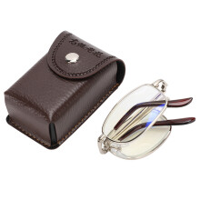 Lunettes de soleil pliables avec protection UV400, verres anti-lumière bleue et monture ovale classique, idéales pour les sports de plein air.