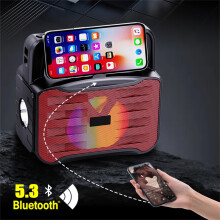 Altoparlante Bluetooth per esterni, pratico altoparlante portatile con torcia a LED per campeggio, audio mobile.