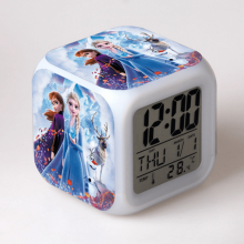 Hanntaoo digitale wekker voor kinderen, Frozen-patroon, 7-kleurige LED-wekker met thermometer en nachtlampje, cadeau voor jongens en meisjes