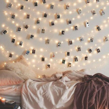 Cordão de luzes LED de 5,2 metros com 50 clipes transparentes para decoração de quartos de estudantes, casamentos, festas e Dia dos Namorados.