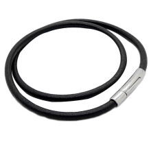 Collana da uomo e ragazzo con cordino rotondo in similpelle nera e chiusura in acciaio inossidabile.