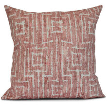 Kissen mit dem Motiv „Simply Daisy“, „Woven Tiki“ und geometrischem Muster