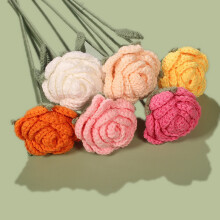 Künstliche Rose mit langem Stiel, gehäkelt, leuchtend orange, geeignet für Hochzeitsdekorationen, Brautsträuße, Babypartys und Valentinstag.