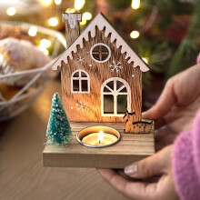 1 Stück nordisch inspirierter Kerzenhalter in Form eines Weihnachtshauses aus Holz – Festliche Tischdekoration für die Weihnachtszeit, geeignet