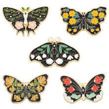 Lot de 5 broches papillons en métal, style rétro, à porter comme insigne ou bijou.