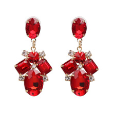 Orecchini pendenti con grappolo di cristalli colorati e alla moda, eleganti orecchini pendenti con grappolo di cristalli dal design unico, materiale