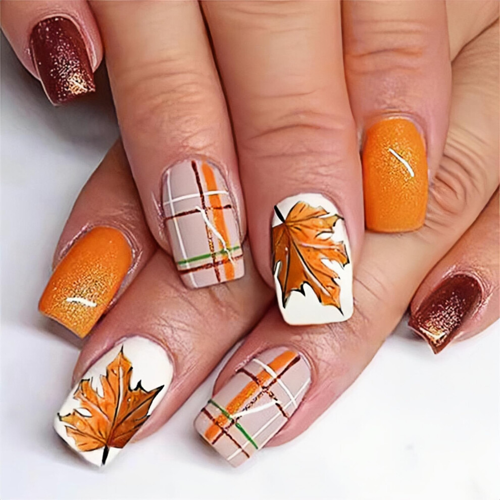 Gold Fall Press On Nails With Glitter Maple Leaf Design Short Square Fake Nails For Thanksgiving