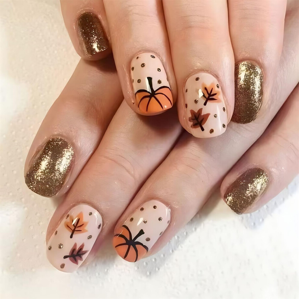 Thanksgiving Press on Nails Set Short Square Fake Nails with Autumn Leaf Pumpkin Design 24Pcs