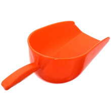 Plastic Feed Scoop for Poultry and Chicken Feeding, Thickened Lightweight Shovel for Animal Food and Garden Use