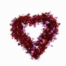 Corona de San Valentín en forma de corazón de Prettyui, hecha de alambre metálico con corazones de lámina, ideal para decorar bodas, cumpleaños