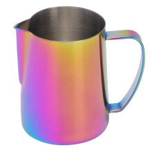 Pichet à lait en acier inoxydable titanisé de 600 ml, idéal pour le mousseur à lait, le latte art et bien plus encore (coloré).