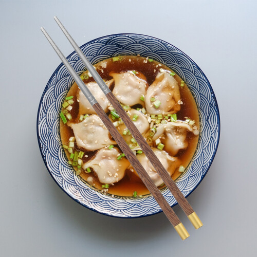 Λεπτά chopsticks ramen, αντισκωριακά, κόκκινα chopsticks σανταλόξυλου, Food304, ξύλινη λαβή 1