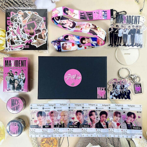Stray Kids Νέο Άλμπουμ Maxident Σετ Δώρων Kpop Merchandise Photocards Κορδόνι Nyckelring Παρουσιαστής στους 2